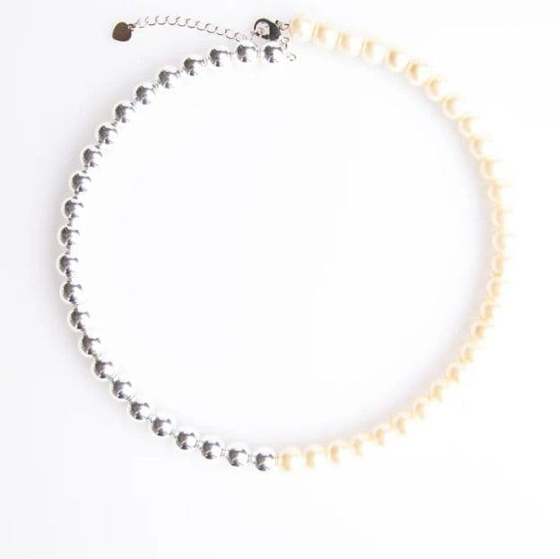 Кольє із сріблястими та молочними перлинами - 3